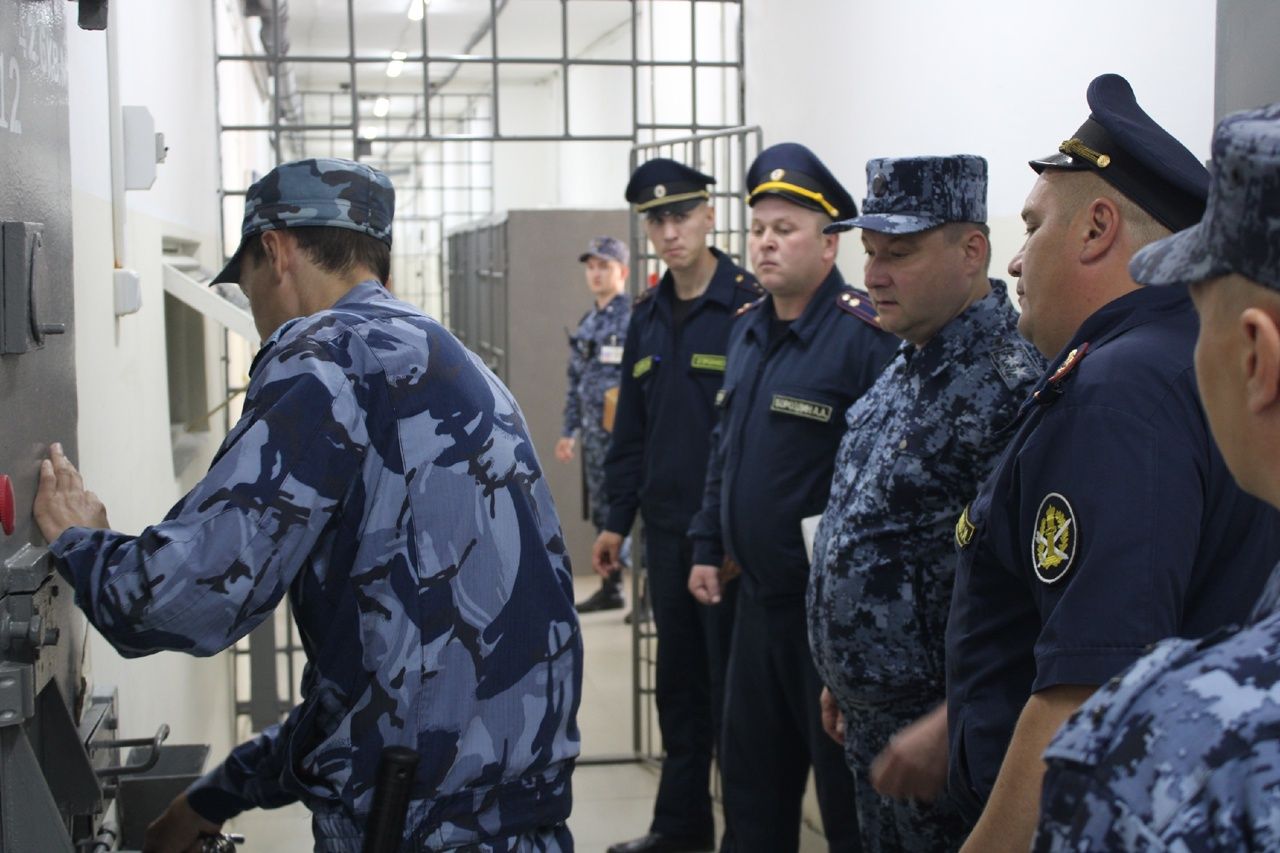 Начальник ГУФСИН проверил условия содержания и производство в краснотурьинской колонии