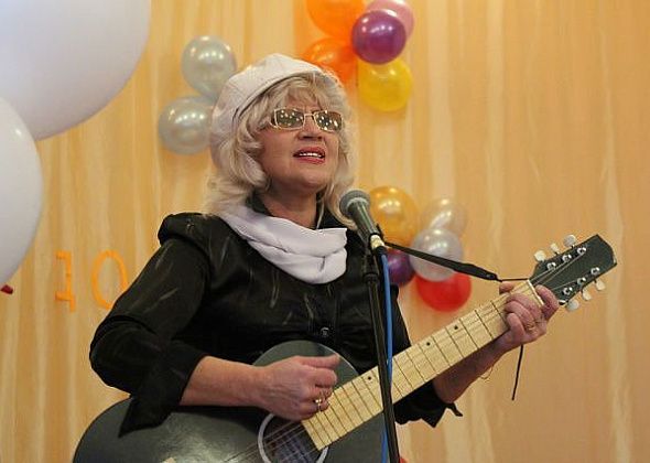 Блог. Елена Ковыршина: "Два года я была идейной комсомолкой, а потом сняла свой значок"