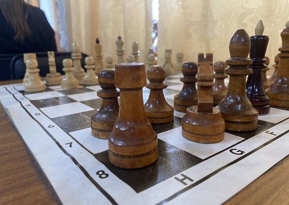 Ко Дню защитника Отечества в Краснотурьинске прошли турниры по шахматам и шашкам
