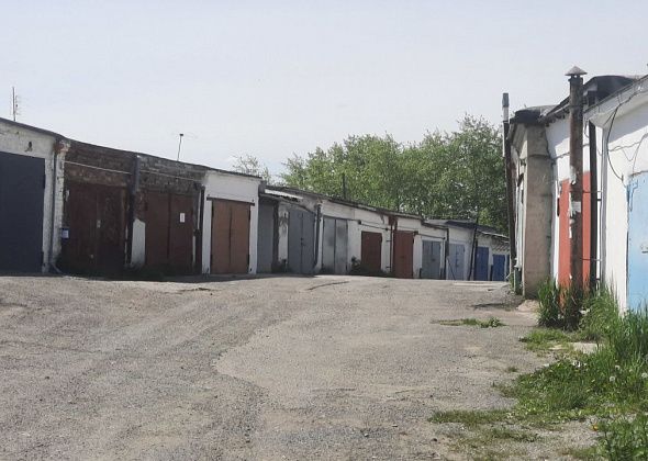 Горожанин взыскал 172 тысячи рублей с вора, повредившего ворота гаража